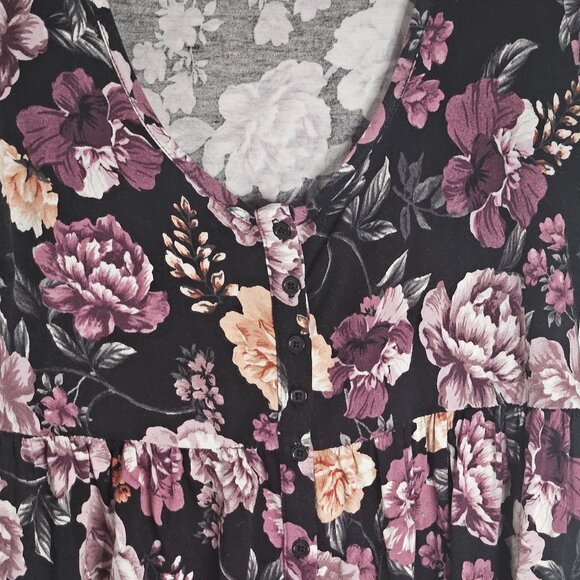 Torrid Super Soft 3/4 Sleeve Top - Picture 4 of 7